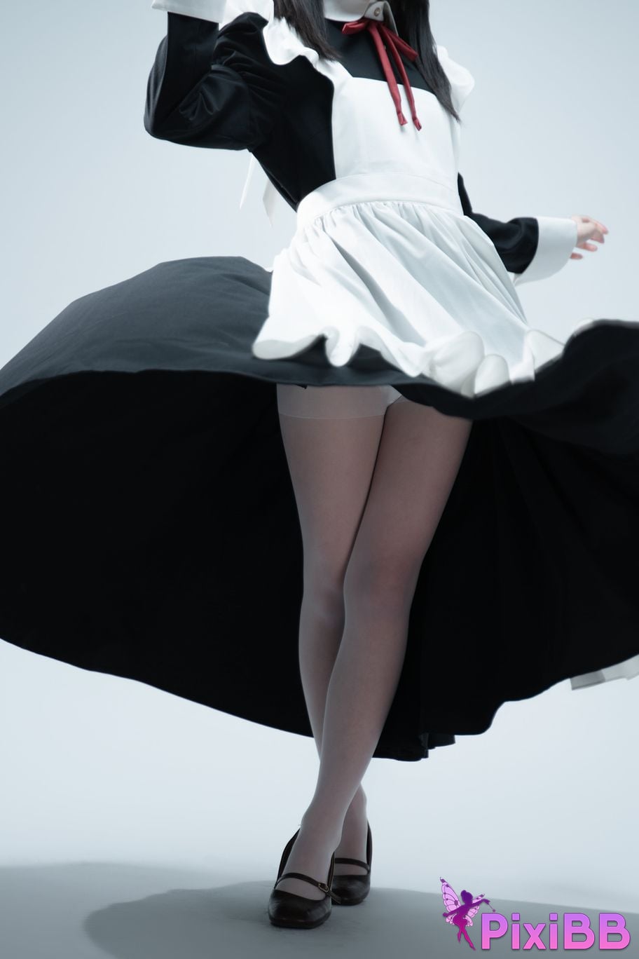 Cosplayer Shimizu Nagi Tsundere Maid Food Guide PixiBB.COM 014