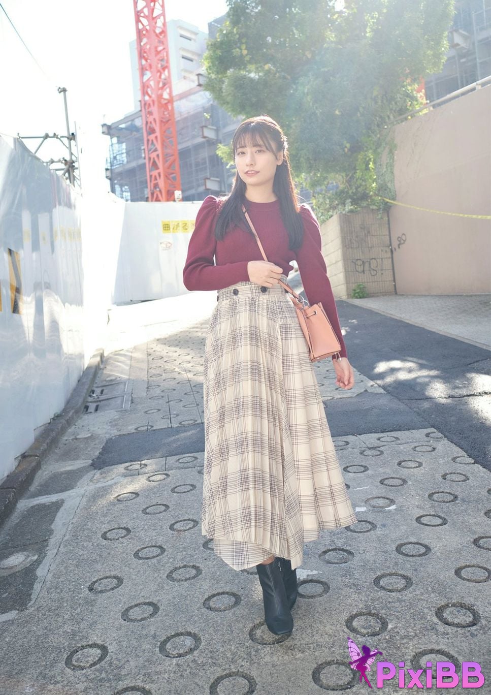 Japanese Idol Yuka Suzuki BUBKA Digital Photobook W DAY on the floor PixiBB.COM 003