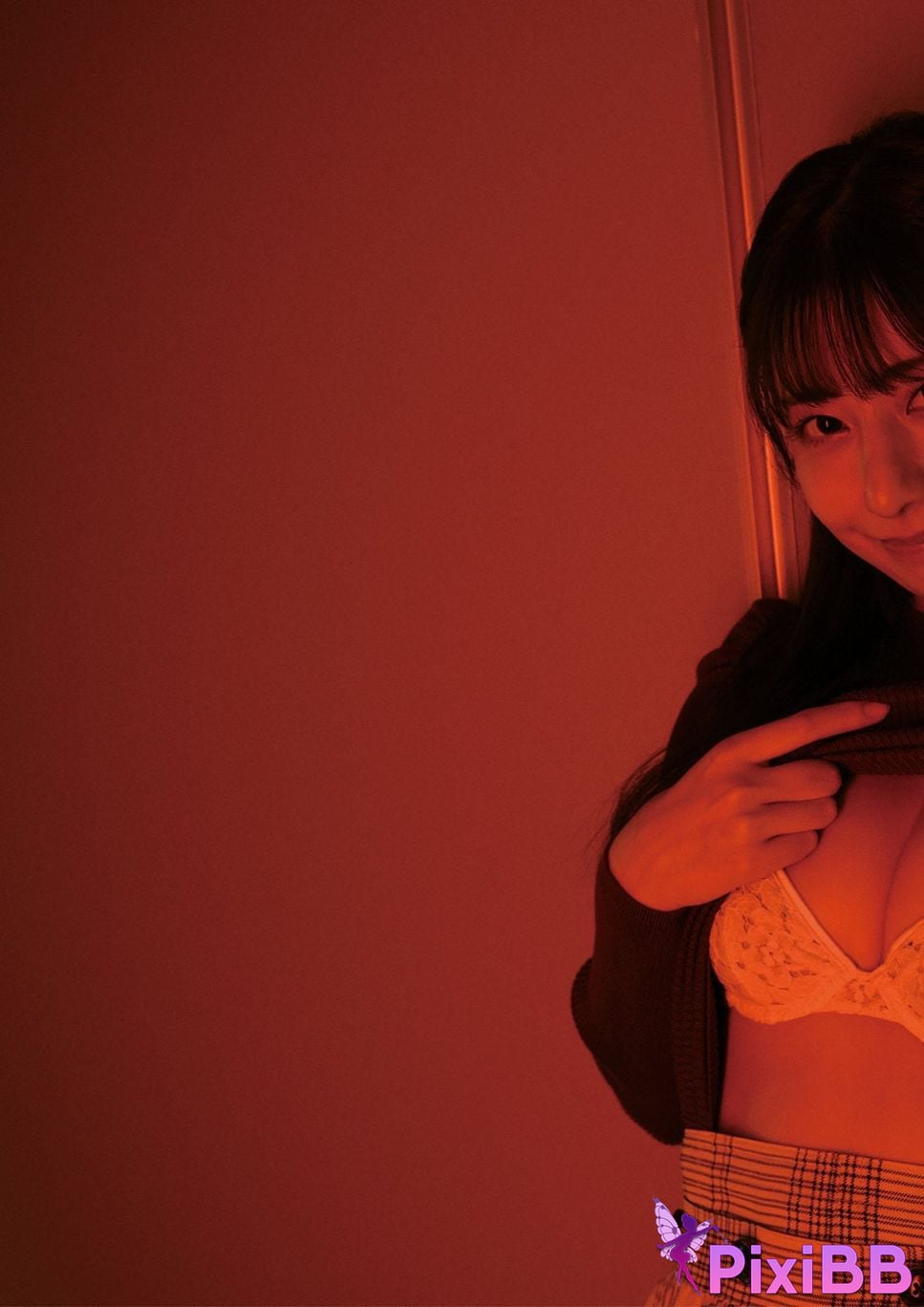 Japanese Idol Yuka Suzuki BUBKA Digital Photobook W DAY on the floor PixiBB.COM 013