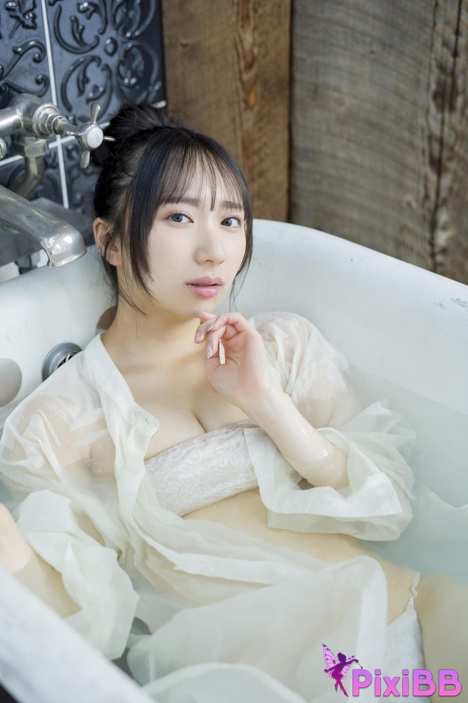 Japanese Idol Tani Noa Ai Tanino B e t w n h V a l y P u r W i F O C o c PixiBB.COM 021