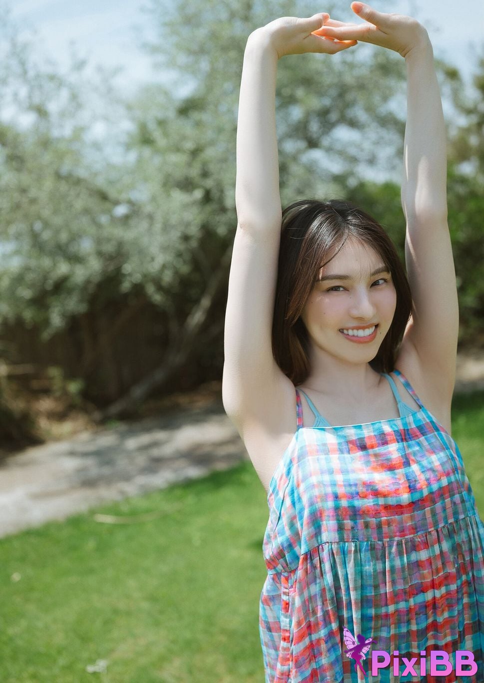 Japanese Idol Iori Sagara Summer Vibes Spisan gravure photo book PixiBB.COM 012