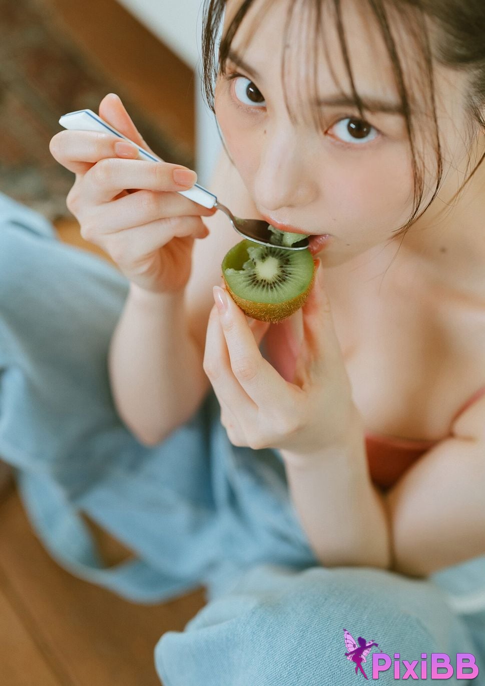 Japanese Idol Iori Sagara Summer Vibes Spisan gravure photo book PixiBB.COM 017