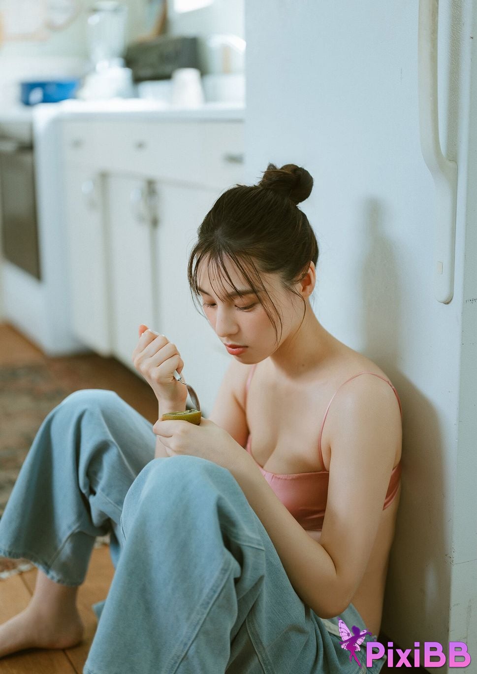 Japanese Idol Iori Sagara Summer Vibes Spisan gravure photo book PixiBB.COM 018