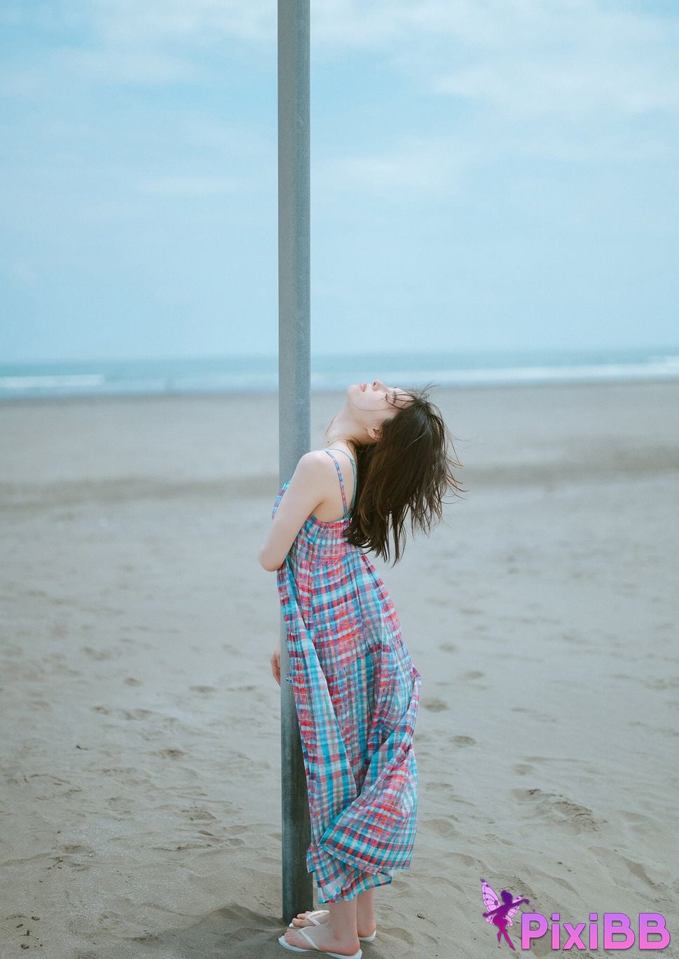 Japanese Idol Iori Sagara Summer Vibes Spisan gravure photo book PixiBB.COM 039