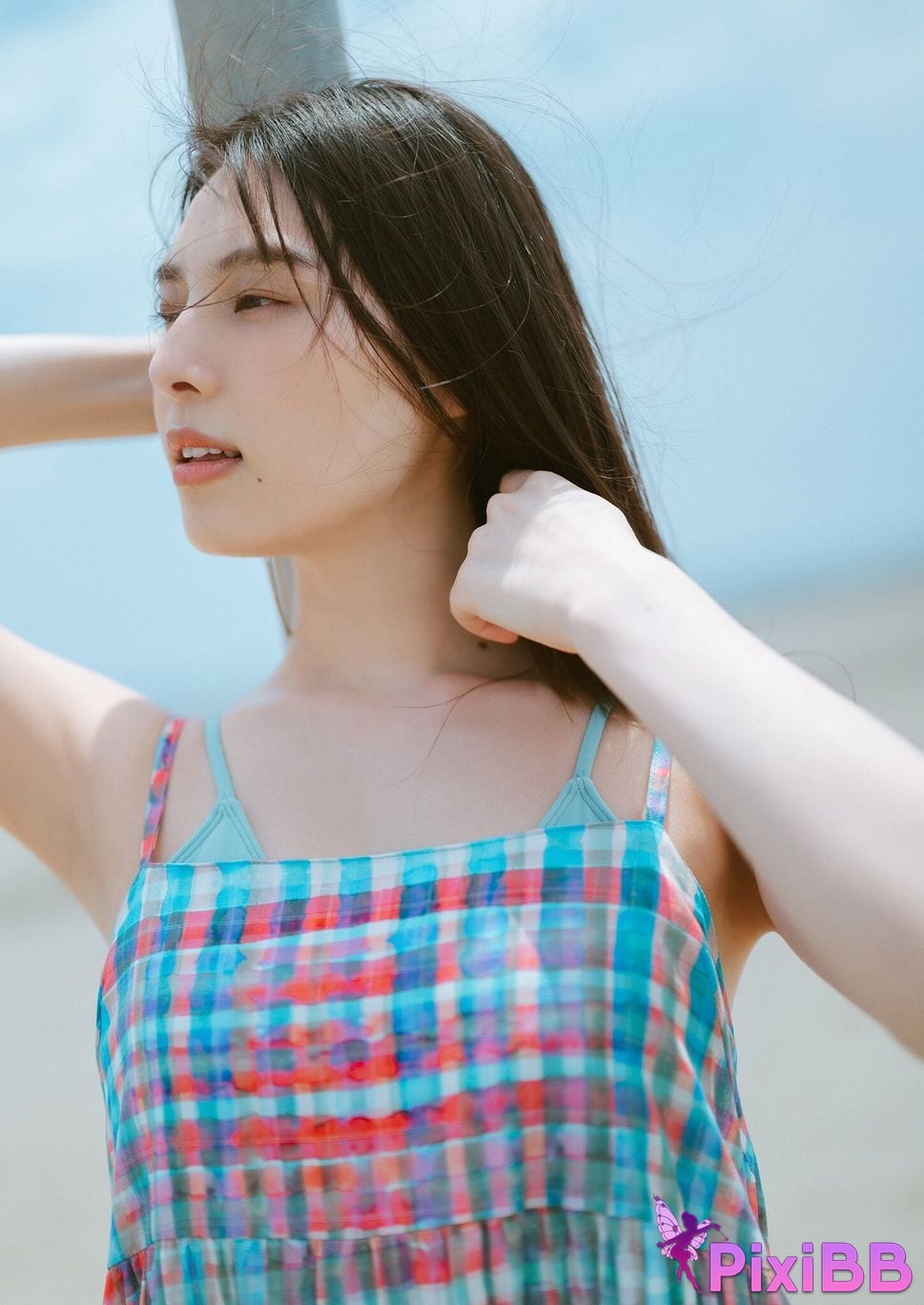 Japanese Idol Iori Sagara Summer Vibes Spisan gravure photo book PixiBB.COM 040