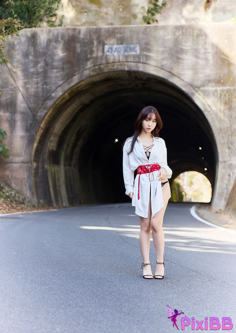 Japanese Idol Moe Iori Early summer capture plan Spisan gravure photo book PixiBB.COM 017