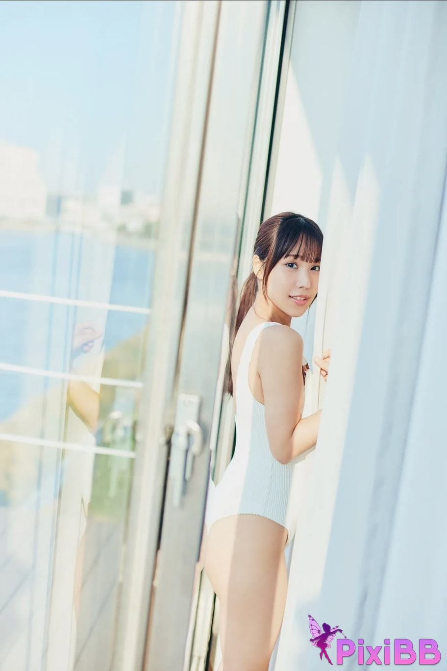 Japanese Idol Towa Suzuki Toba FRIDAY digital photo book Graenser Vol.1 PixiBB.COM 026