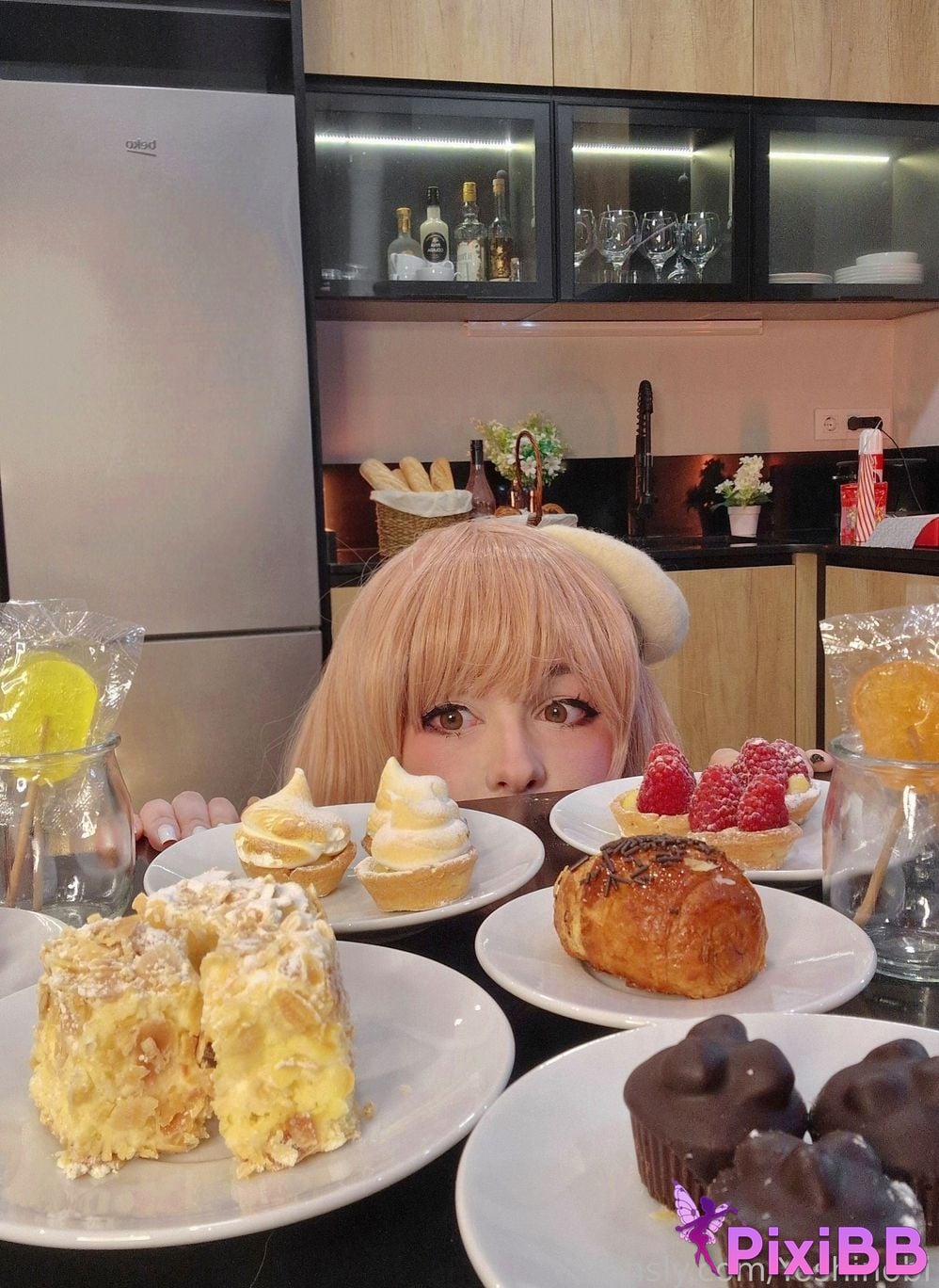 Yoshinobi Bready PixiBB.COM