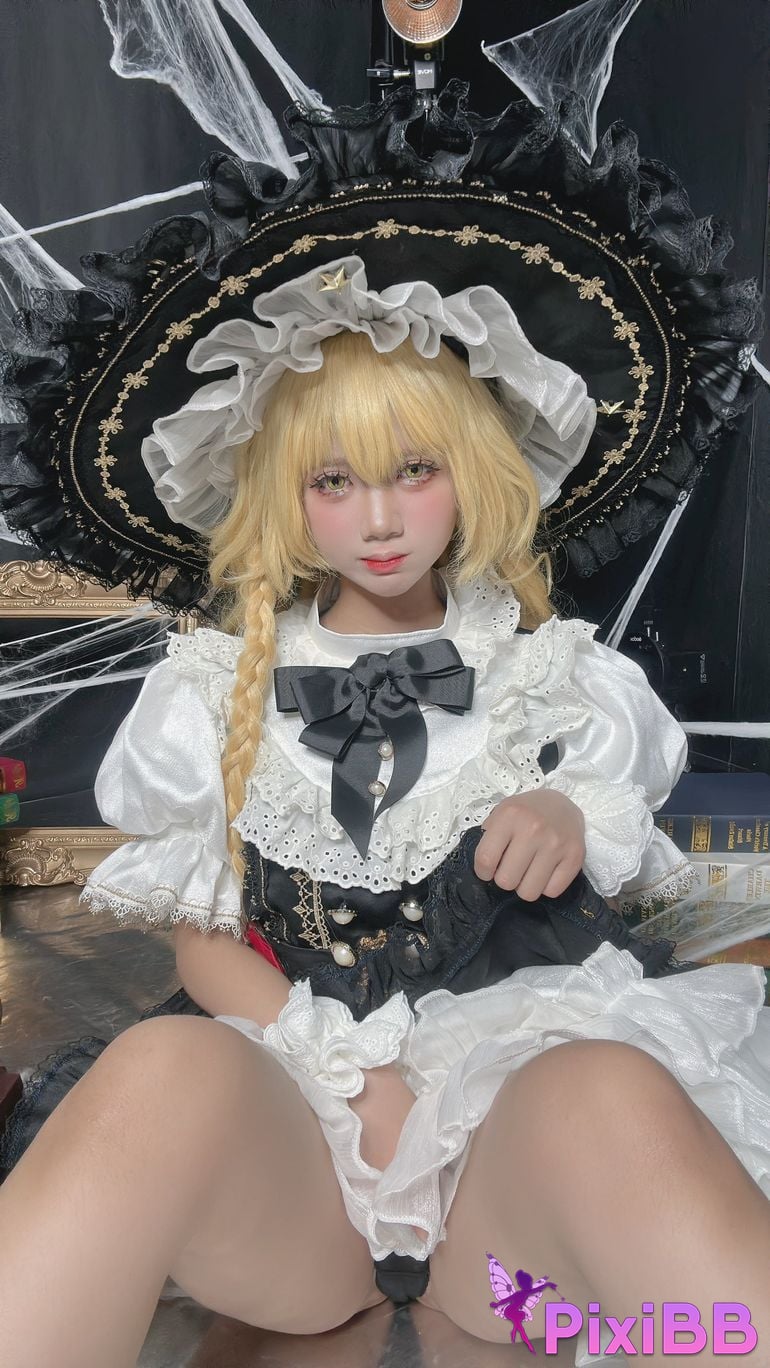 Cosplayer PoppaChan Marisa Touhou Project PixiBB.COM 045