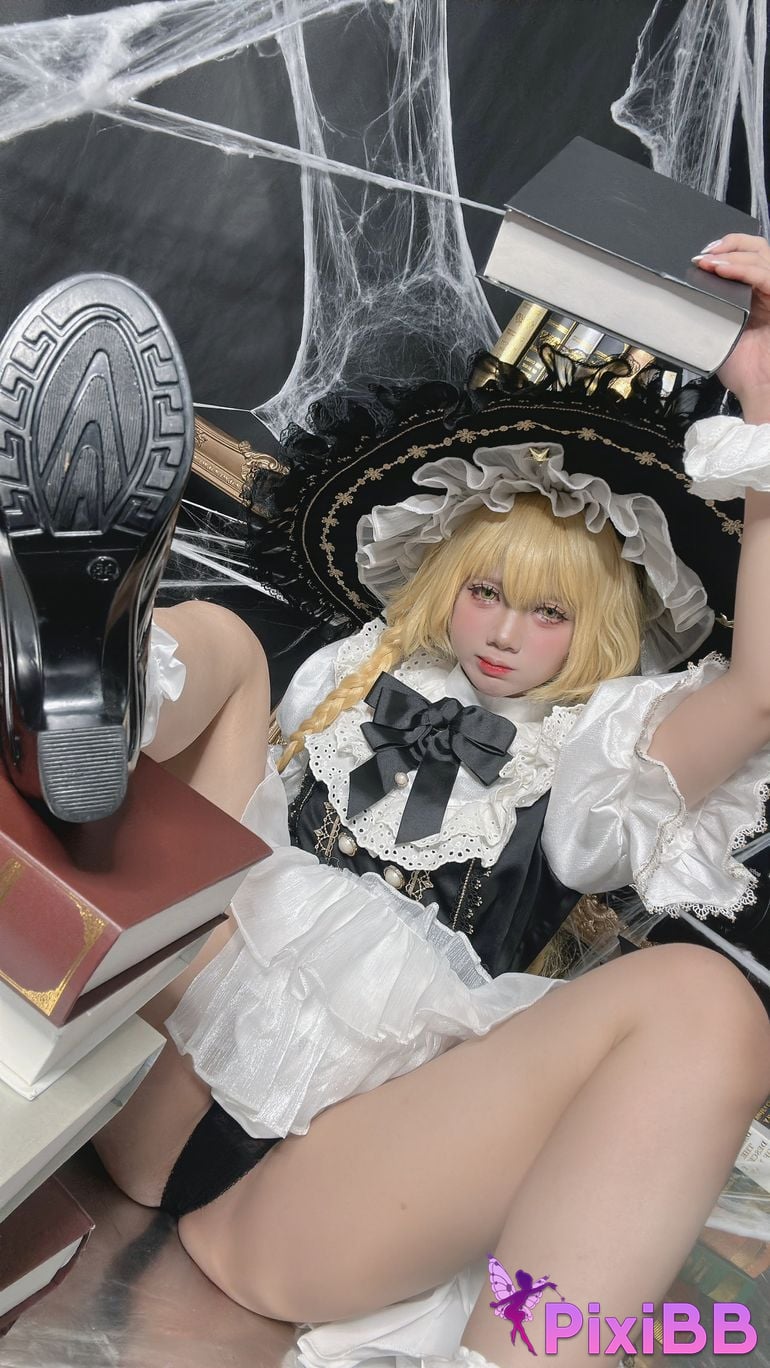 Cosplayer PoppaChan Marisa Touhou Project PixiBB.COM 057