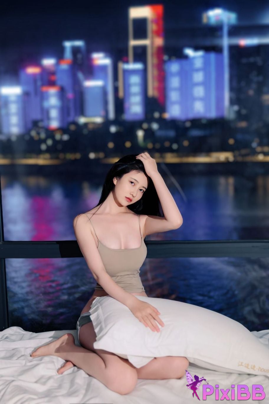 Coser Nnian PixiBB.COM 033