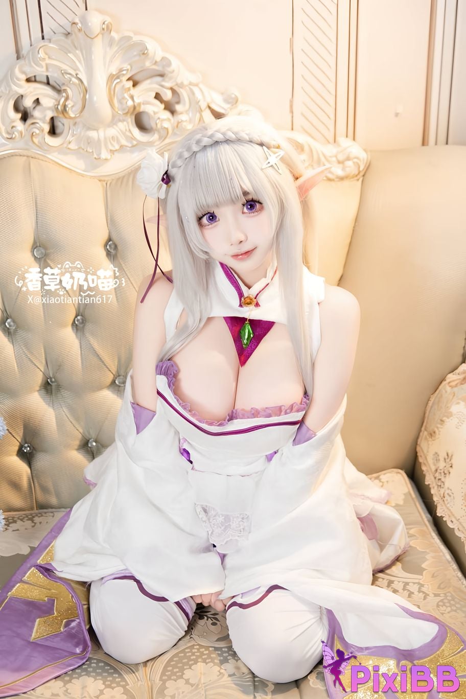 Cosplayer Vanilla Milk Meow Emilia Valentines Day PixiBB.COM 058