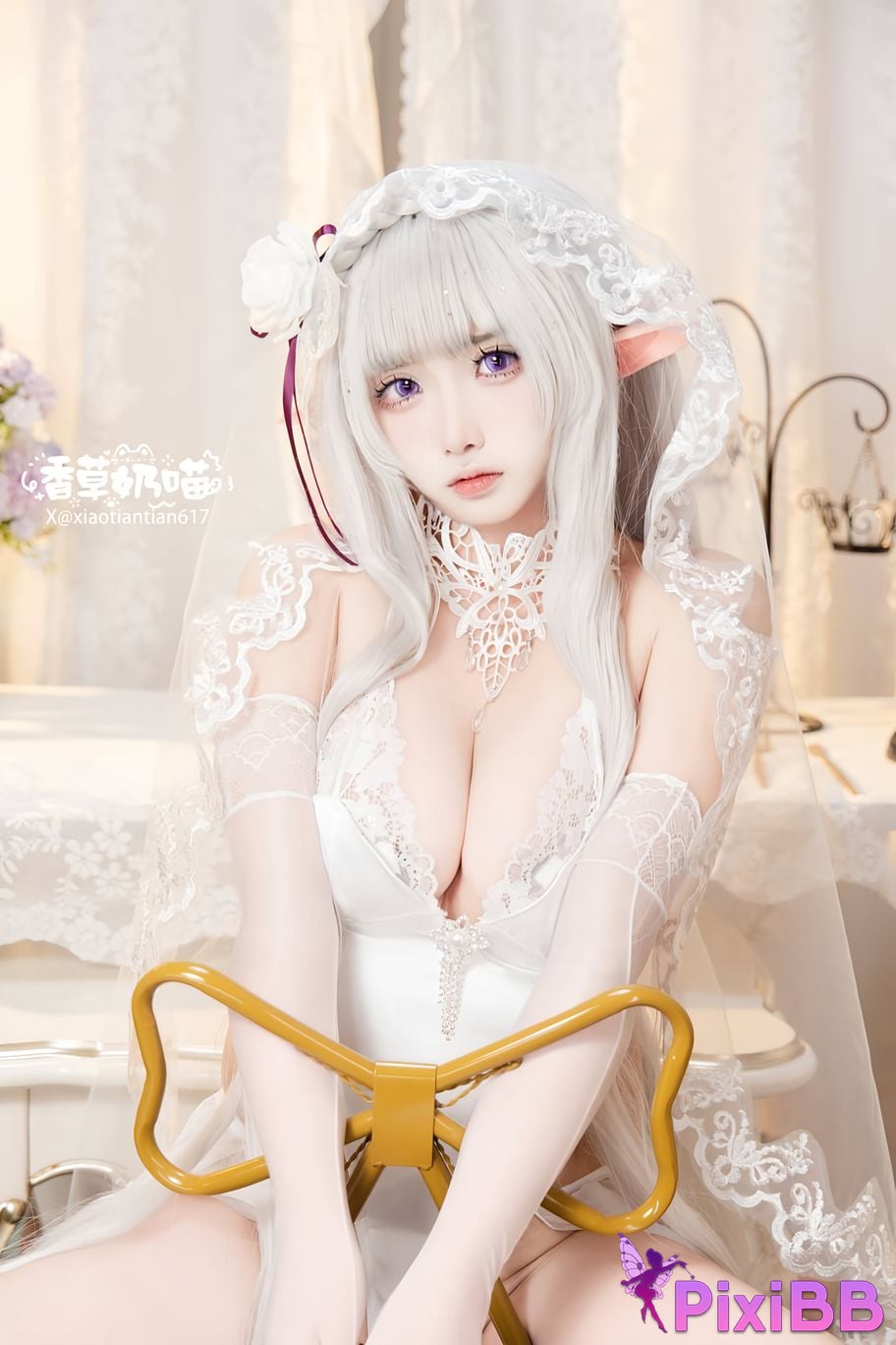 Cosplayer Vanilla Milk Meow Emilia Valentines Day PixiBB.COM 067