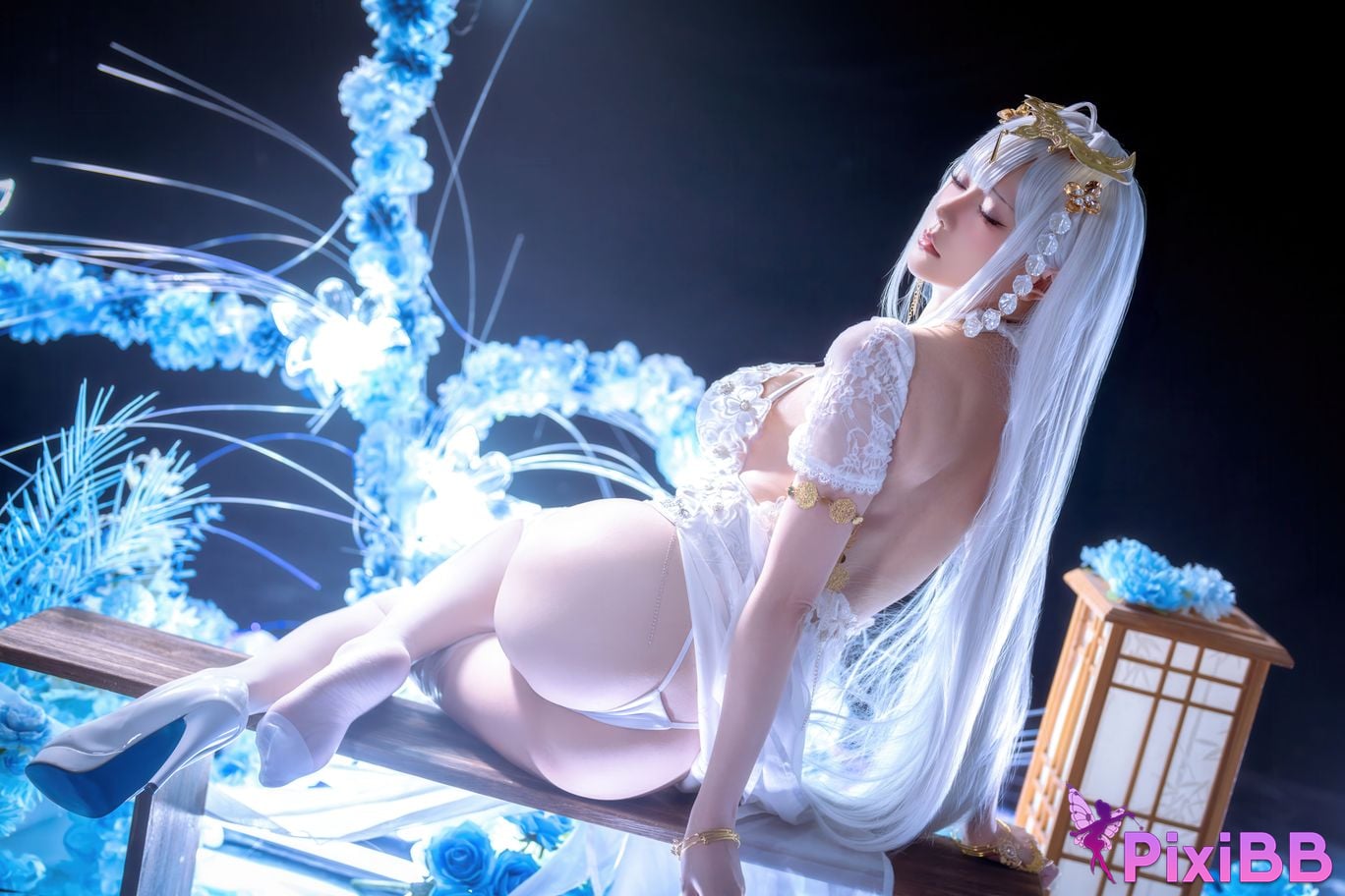 Cosplayer The star is late Hoshilily azur lane emden PixiBB.COM 015