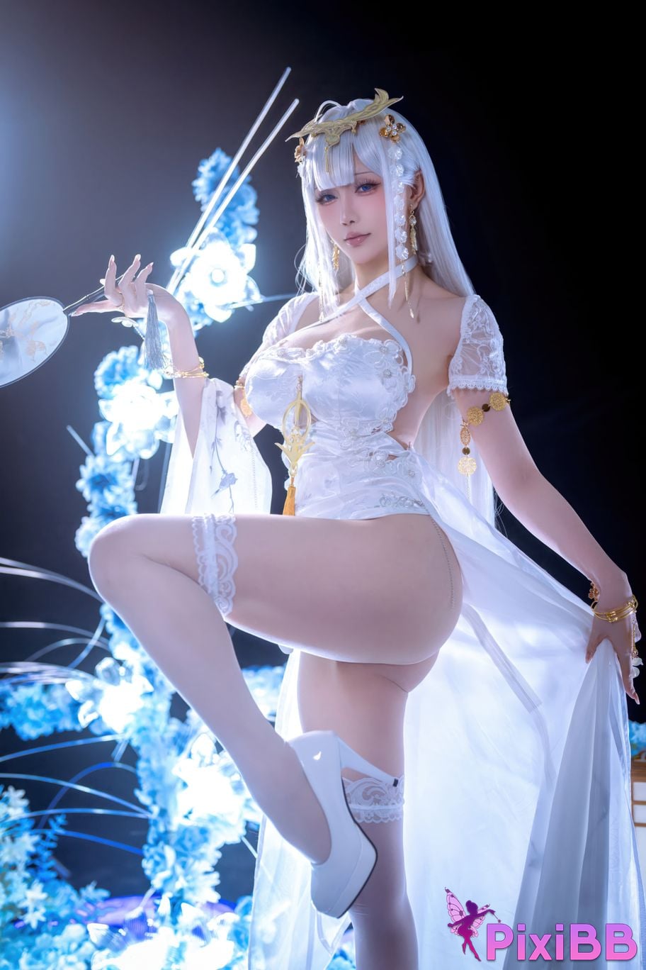 Cosplayer The star is late Hoshilily azur lane emden PixiBB.COM 020