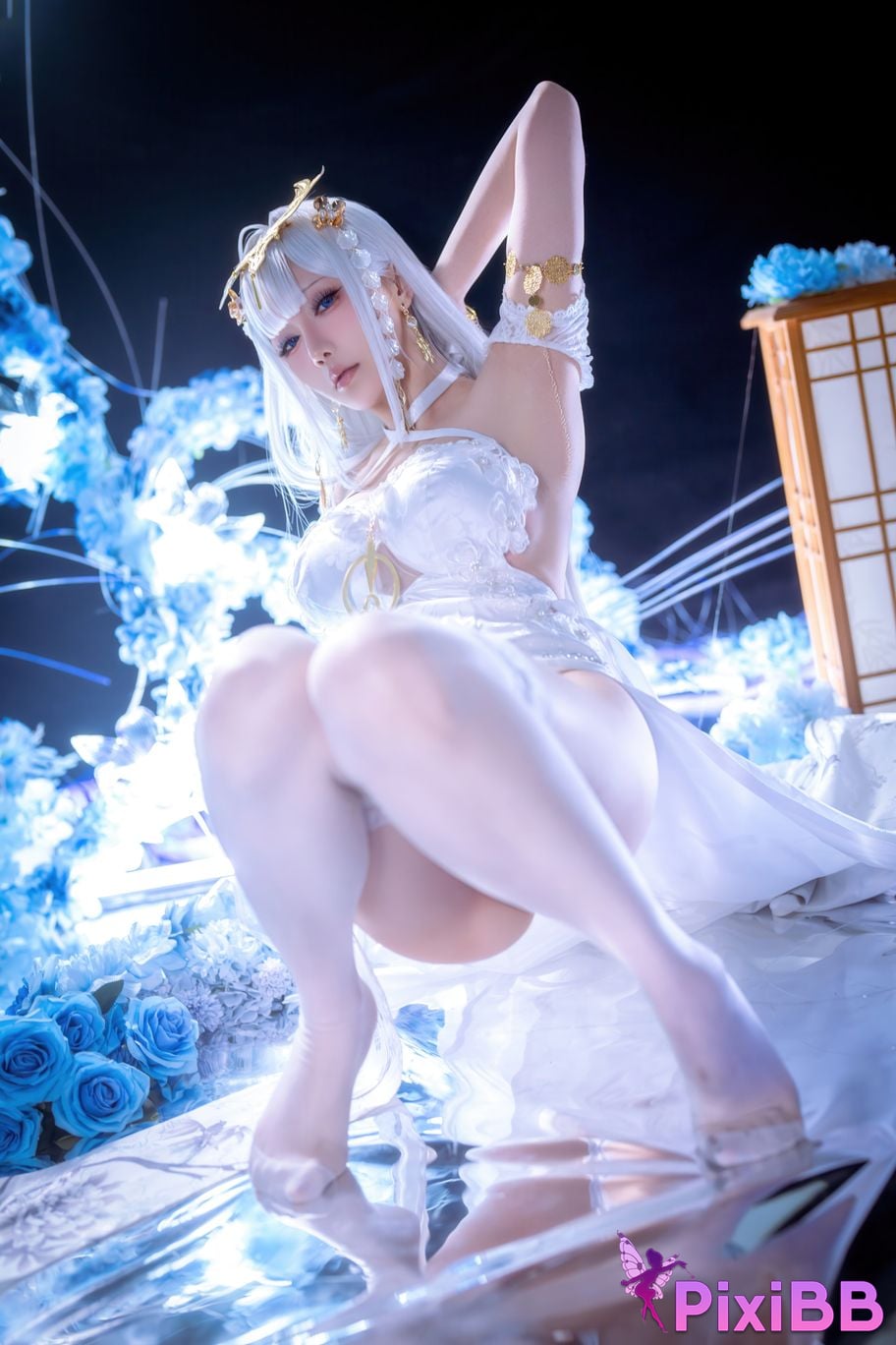 Cosplayer The star is late Hoshilily azur lane emden PixiBB.COM 030
