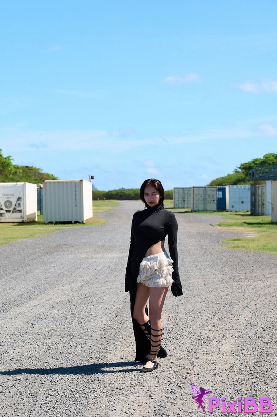 Japanese Idol Ina Enohara Ena Digital limited edition 2nd photo collection I am All unreleased Fiji PixiBB.COM 026