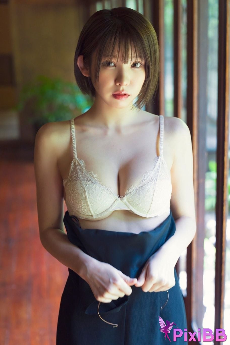 Japanese Idol Enako Excitement in a style room SPA digital photo book BOOKS PixiBB.COM 006