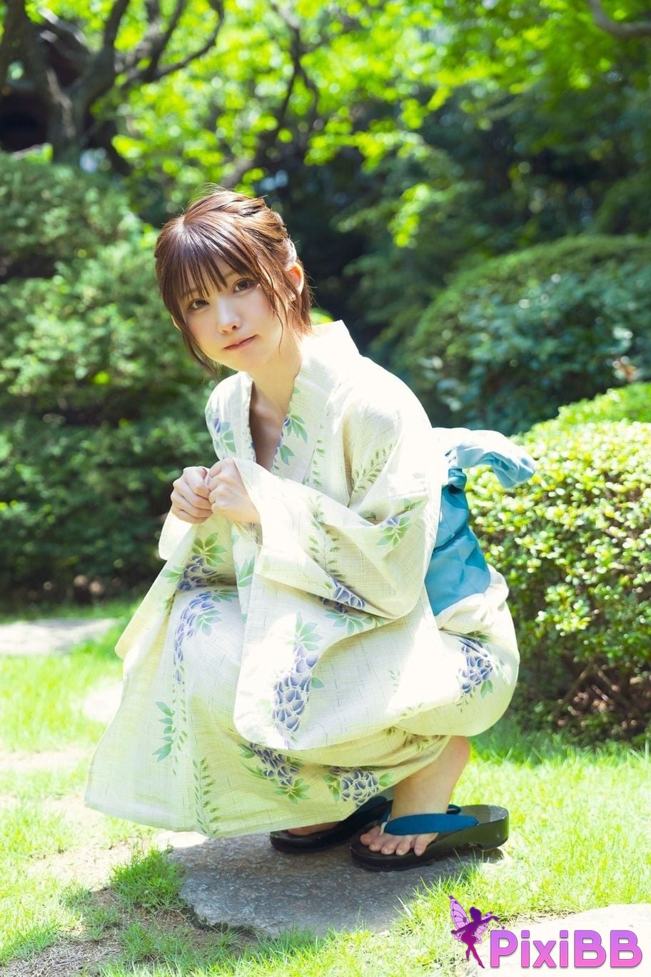 Japanese Idol Enako Excitement in a style room SPA digital photo book BOOKS PixiBB.COM 027