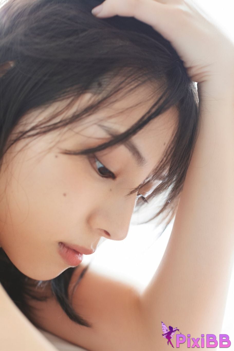 Japanese Idol Iori Sagara MADONNA Young Champion Digigra PixiBB.COM 007