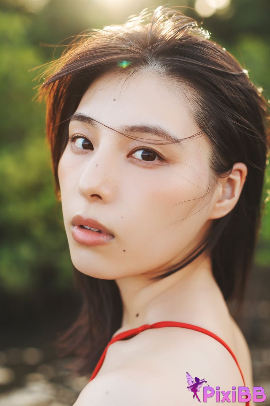 Japanese Idol Iori Sagara MADONNA Young Champion Digigra PixiBB.COM 024