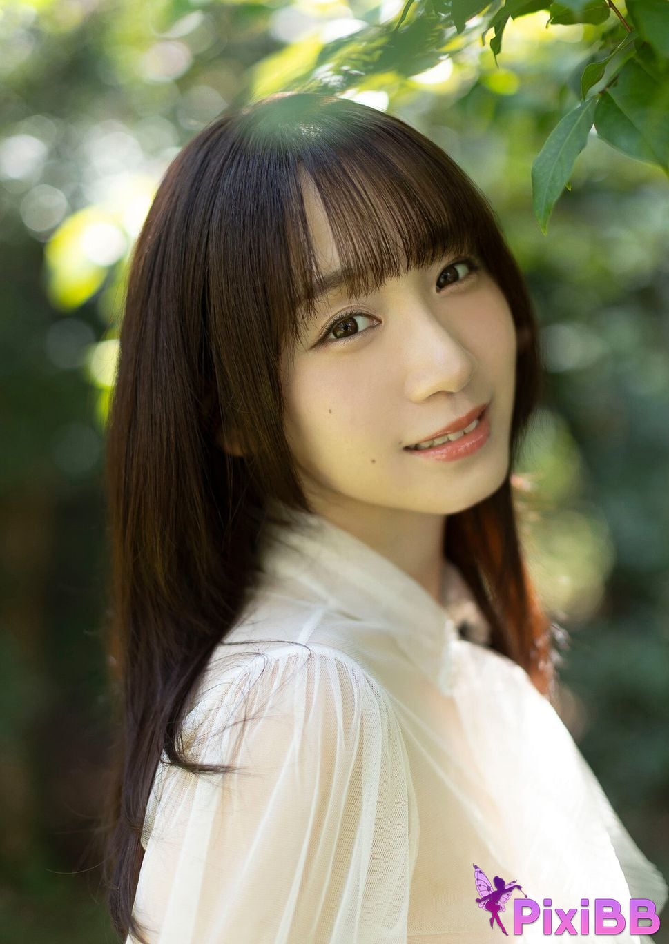 Japanese Idol Moe Iori a quiet holiday Spicy sun gravure photo book PixiBB.COM 005