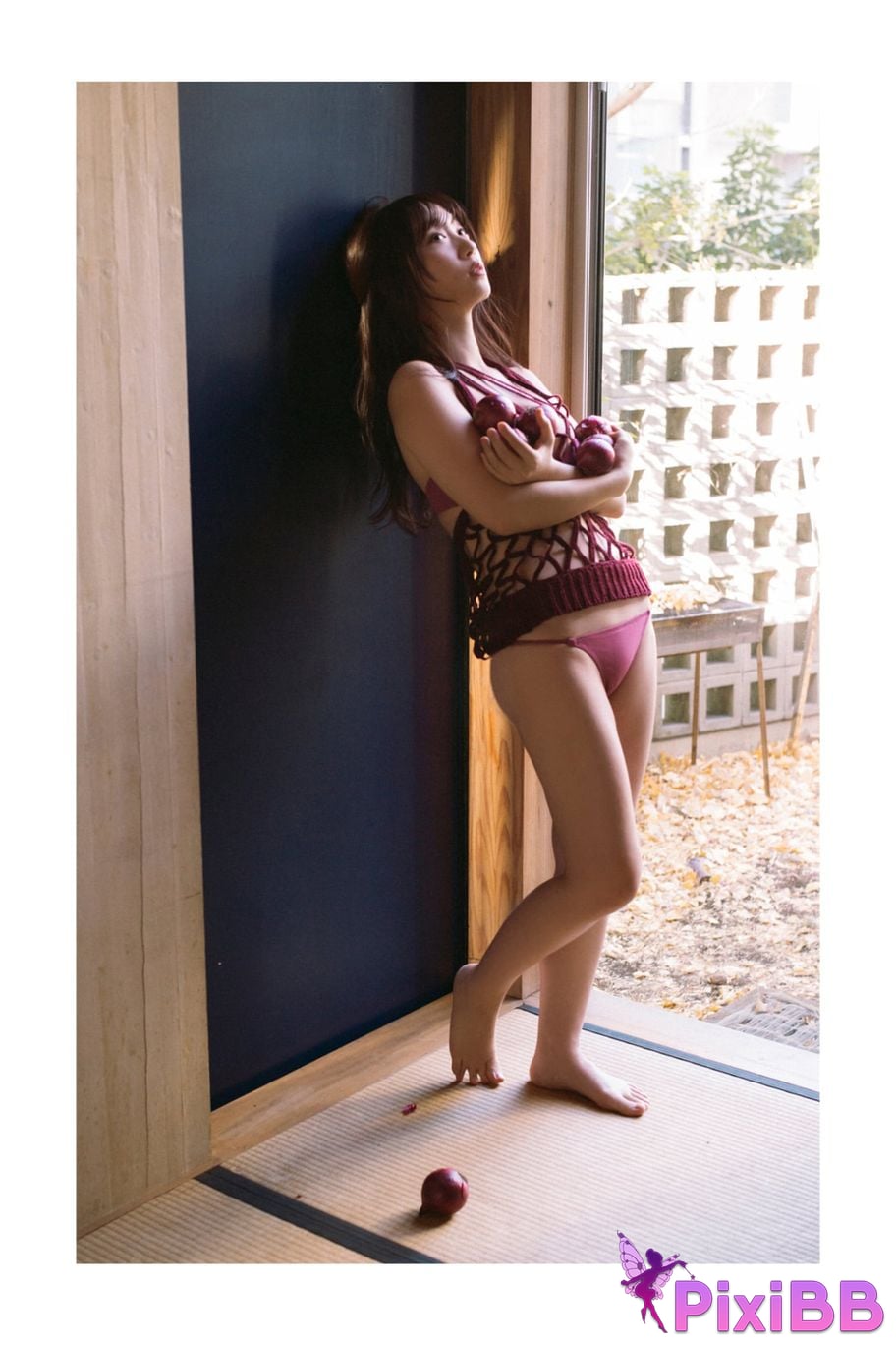 Japanese Idol Moe Iori fetish love Young Champion Digigra PixiBB.COM 034