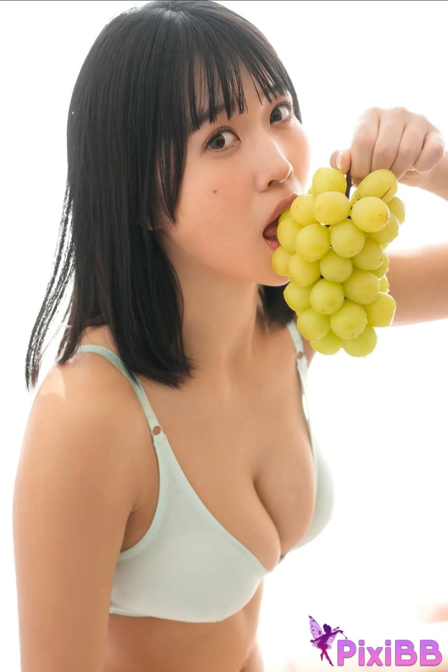 Japanese Idol Miyuka Minami FRIDAY digital photo book DIVE PixiBB.COM 046