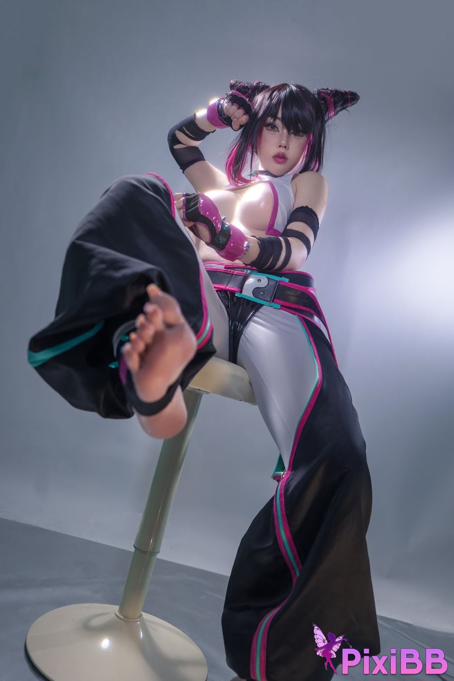 Cosplayer Titanium alloy TiTi Juri PixiBB.COM 020