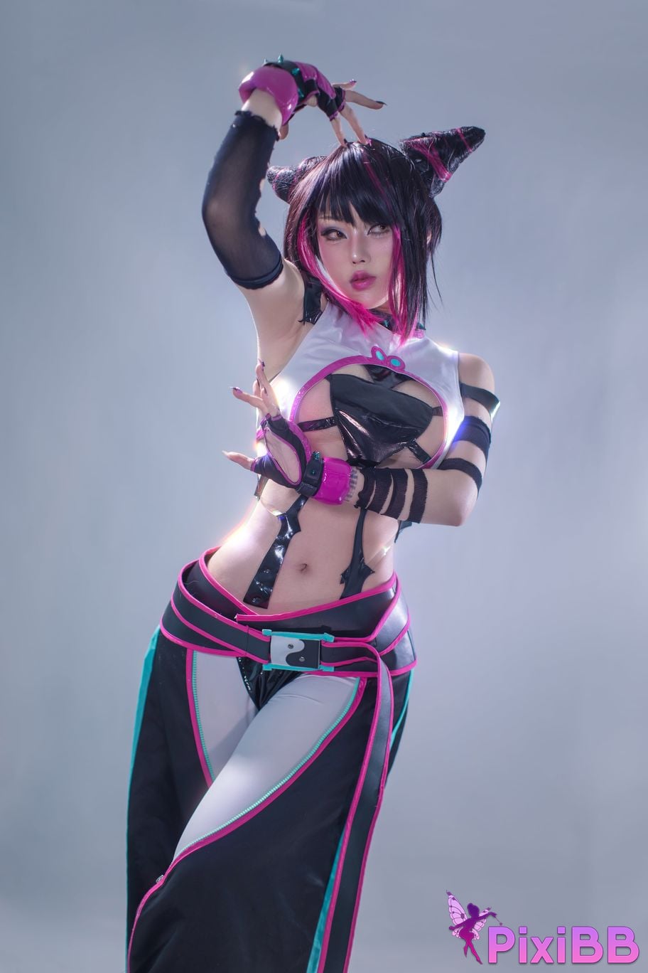 Cosplayer Titanium alloy TiTi Juri PixiBB.COM 088