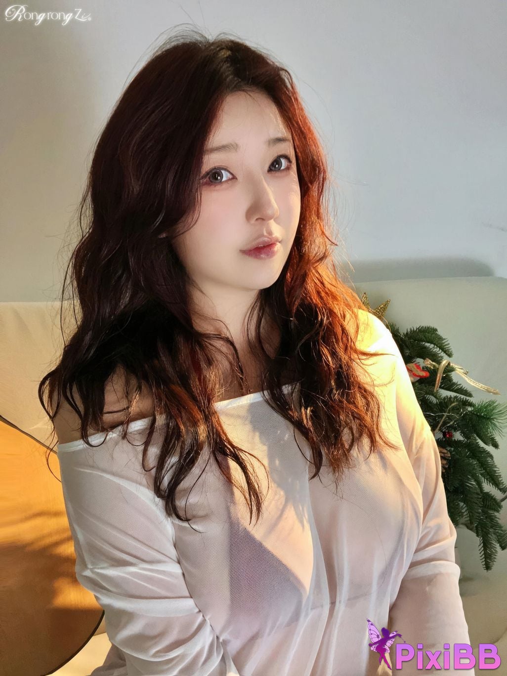 Cosplayer Little Rongzi coo w Christmas Special PixiBB.COM 012