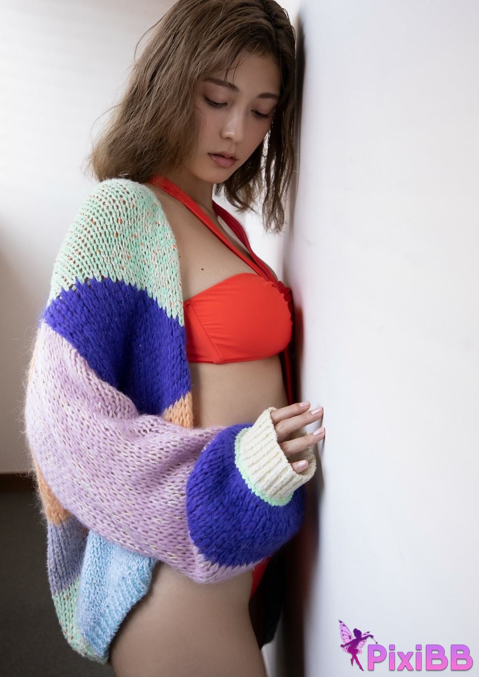 Japanese Idol Otono Sakurai tropical fish Spisan gravure photo book PixiBB.COM 015