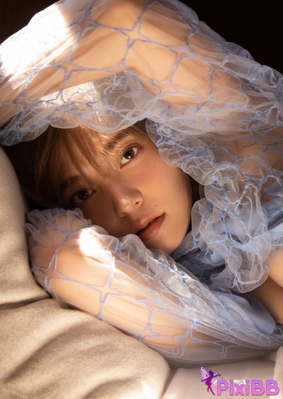 Japanese Idol Otono Sakurai tropical fish Spisan gravure photo book PixiBB.COM 024