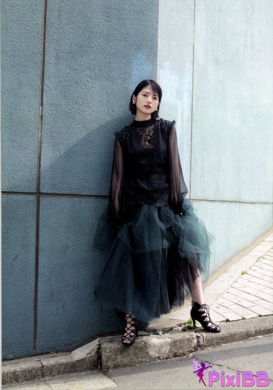 Japanese Idol Yumi Wakatsuki Until I wear out the shoes cant get used to PixiBB.COM 011