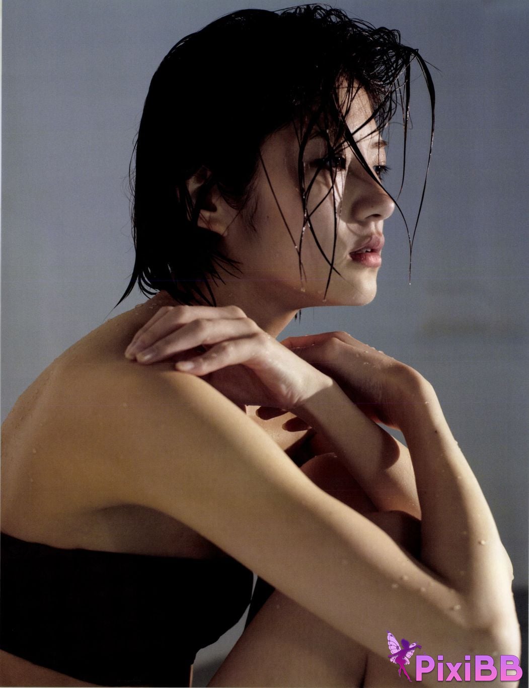 Japanese Idol Yumi Wakatsuki photo collection and chocolate PixiBB.COM 021