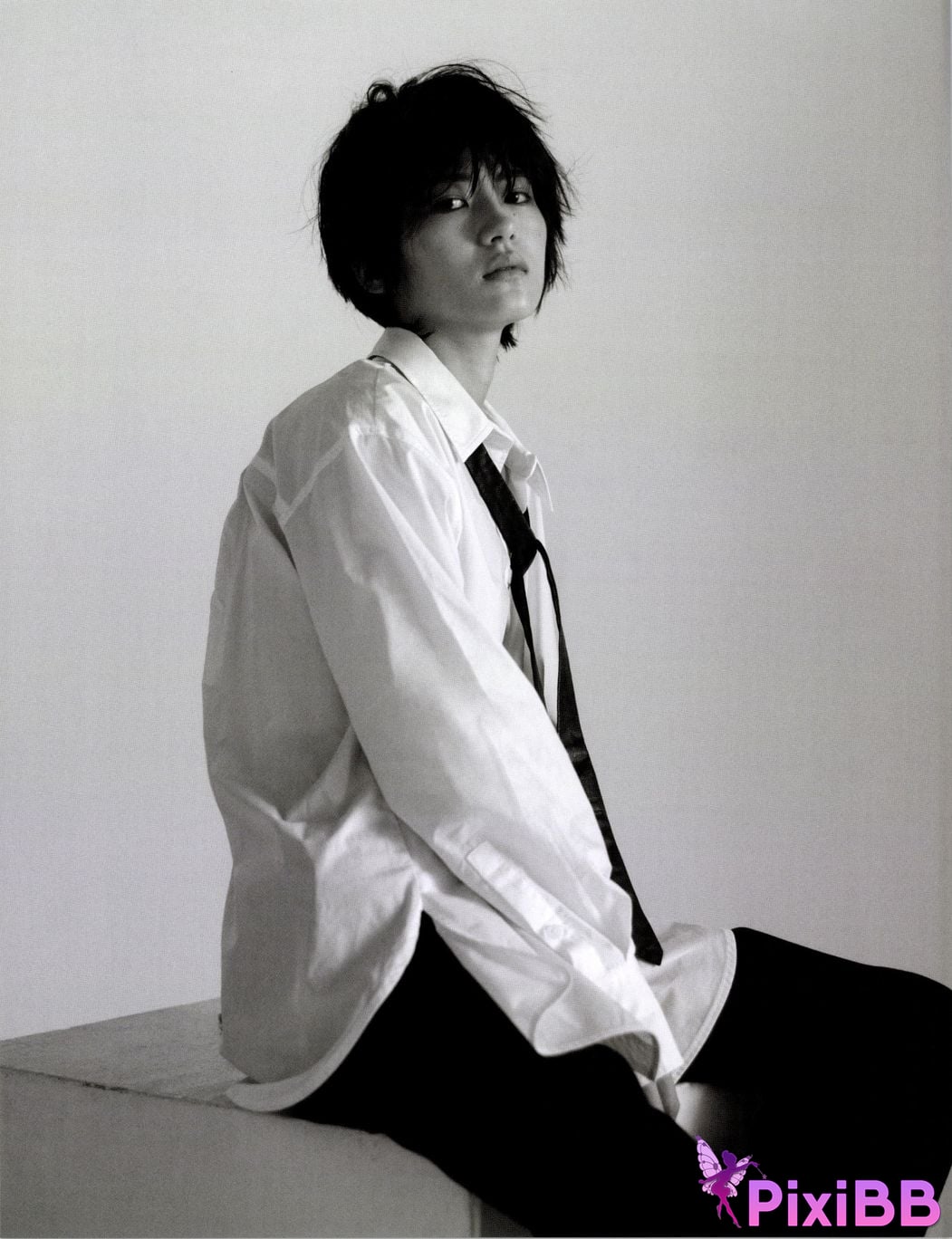 Japanese Idol Yumi Wakatsuki photo collection and chocolate PixiBB.COM 026