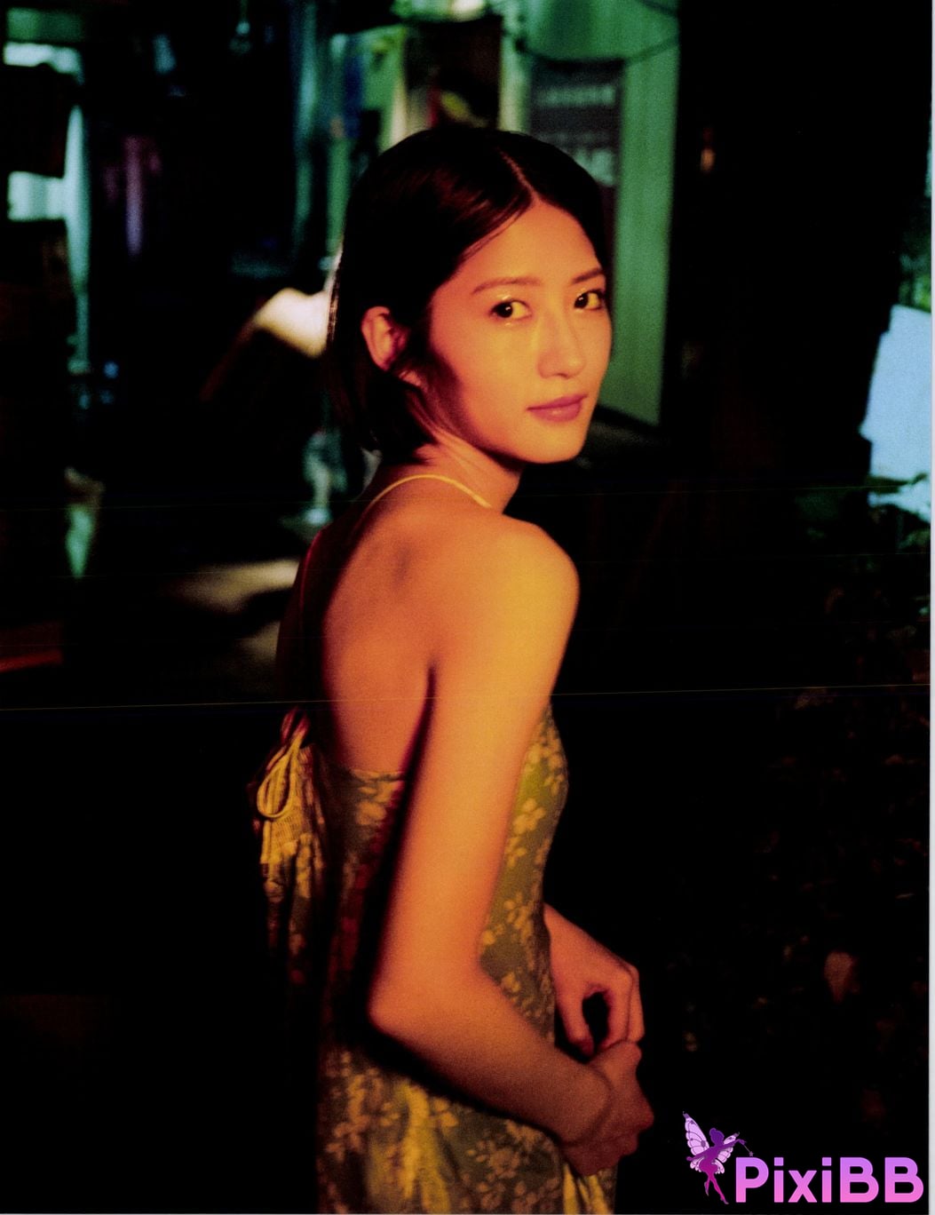 Japanese Idol Yumi Wakatsuki photo collection and chocolate PixiBB.COM 045