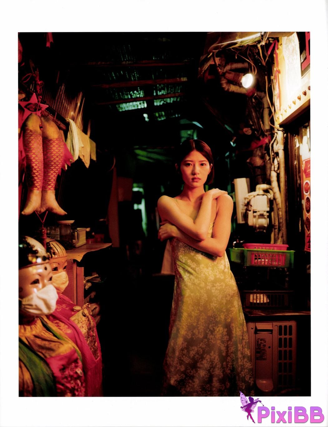 Japanese Idol Yumi Wakatsuki photo collection and chocolate PixiBB.COM 046