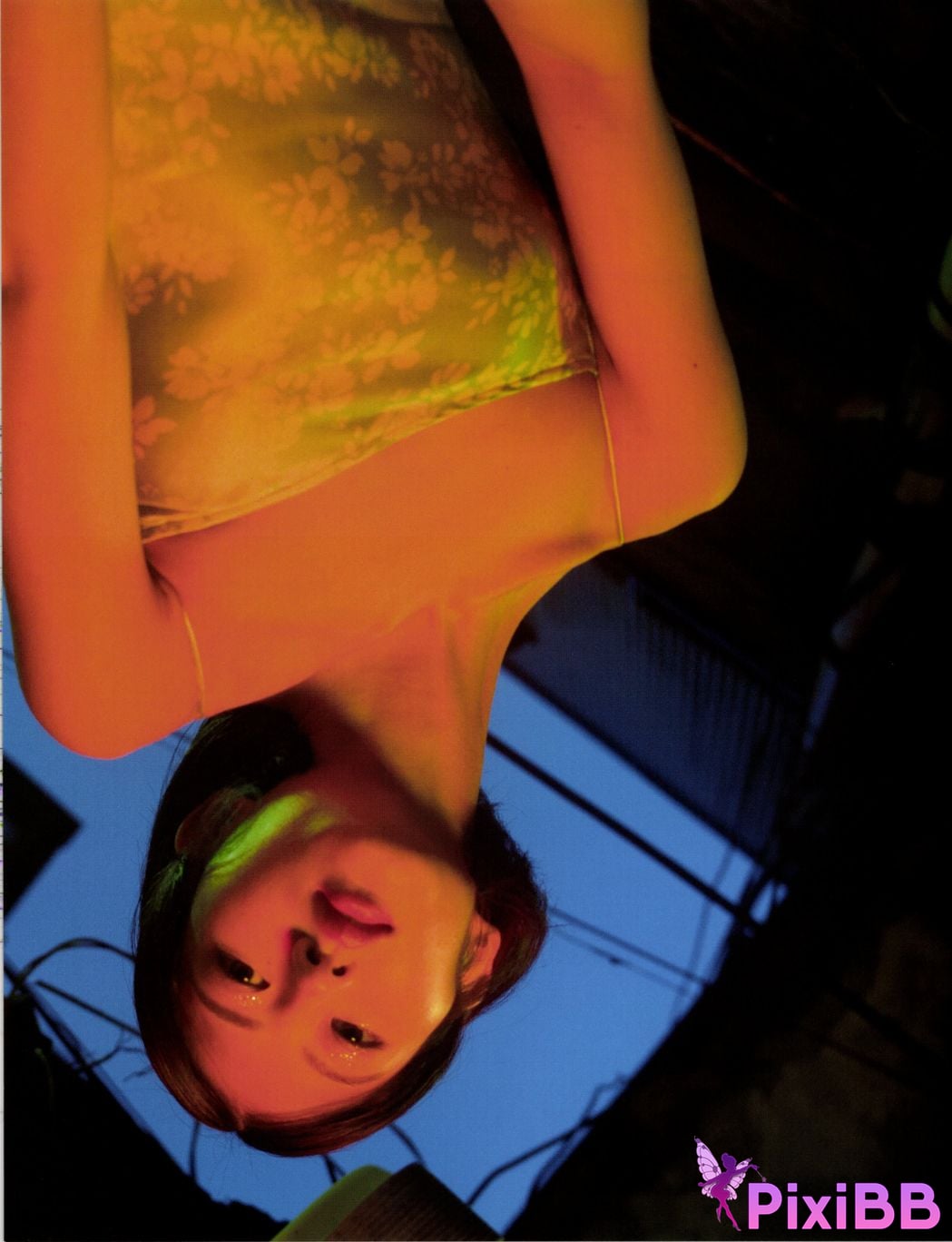 Japanese Idol Yumi Wakatsuki photo collection and chocolate PixiBB.COM 048