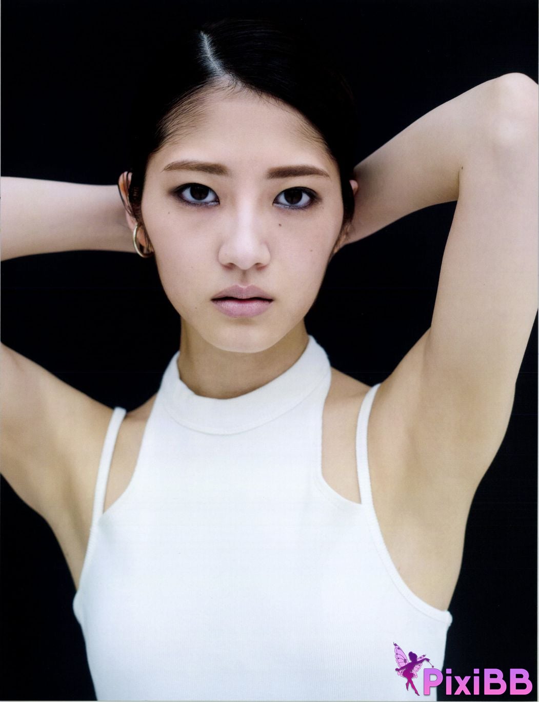 Japanese Idol Yumi Wakatsuki photo collection and chocolate PixiBB.COM 055