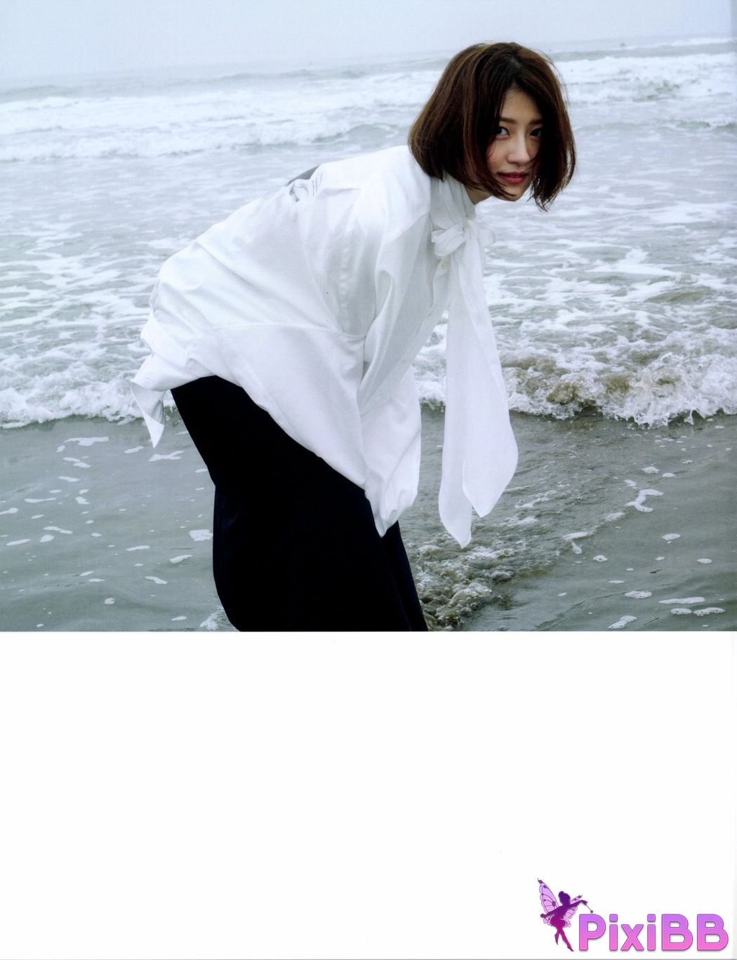 Japanese Idol Yumi Wakatsuki photo collection and chocolate PixiBB.COM 064