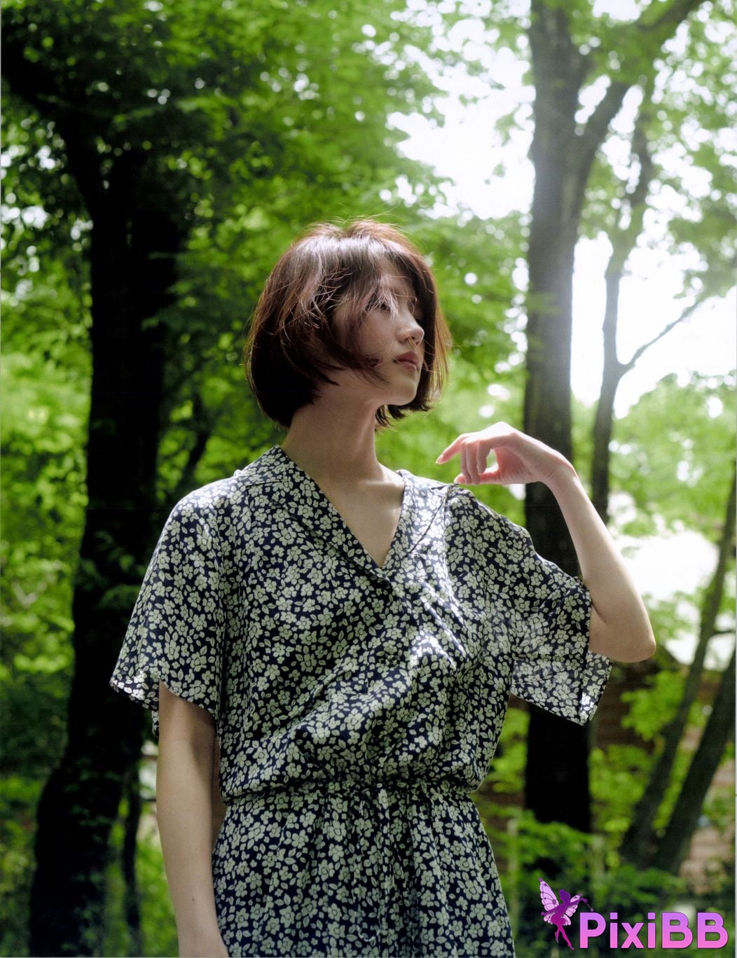 Japanese Idol Yumi Wakatsuki photo collection and chocolate PixiBB.COM 073