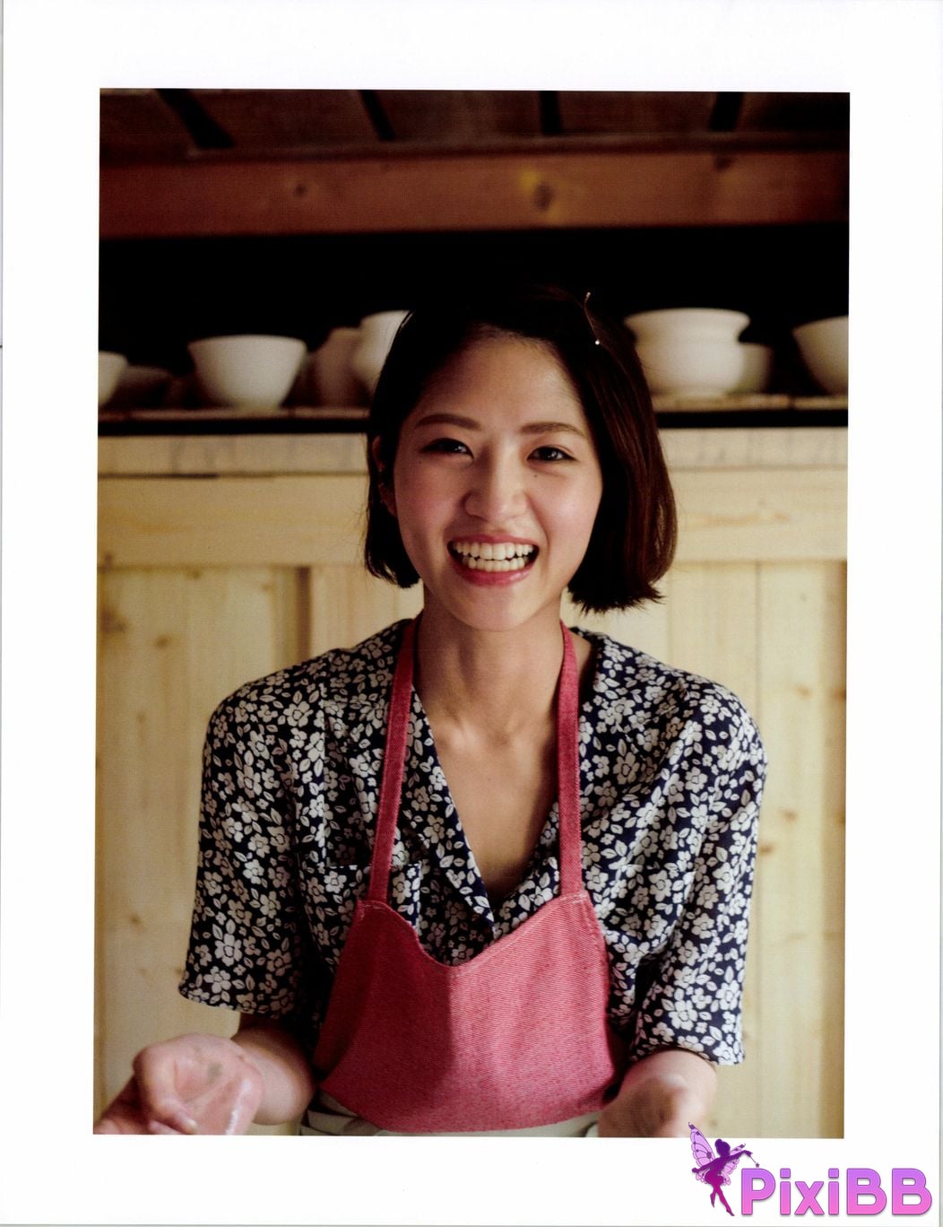 Japanese Idol Yumi Wakatsuki photo collection and chocolate PixiBB.COM 077