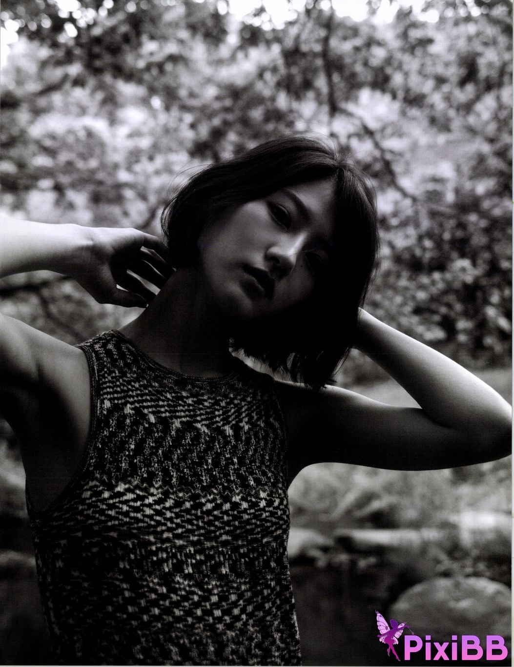 Japanese Idol Yumi Wakatsuki photo collection and chocolate PixiBB.COM 101