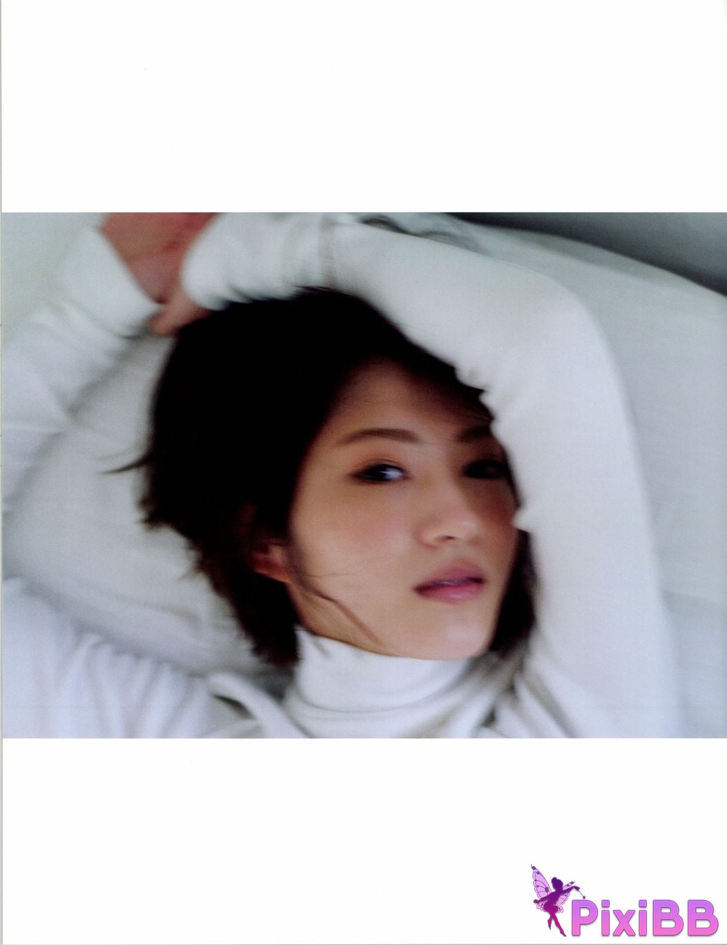 Japanese Idol Yumi Wakatsuki photo collection and chocolate PixiBB.COM 126