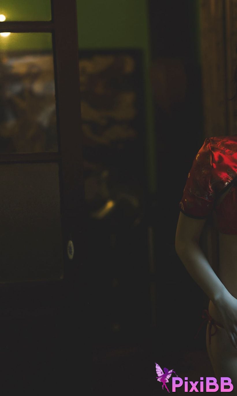 Japanese Idol Moe Iori weekly play plus Other cut collection Taiwan travel diary prologue PHOTO BOOK PixiBB.COM 002