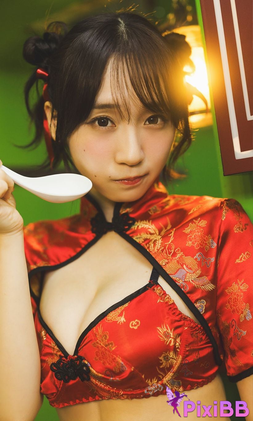 Japanese Idol Moe Iori weekly play plus Other cut collection Taiwan travel diary prologue PHOTO BOOK PixiBB.COM 038