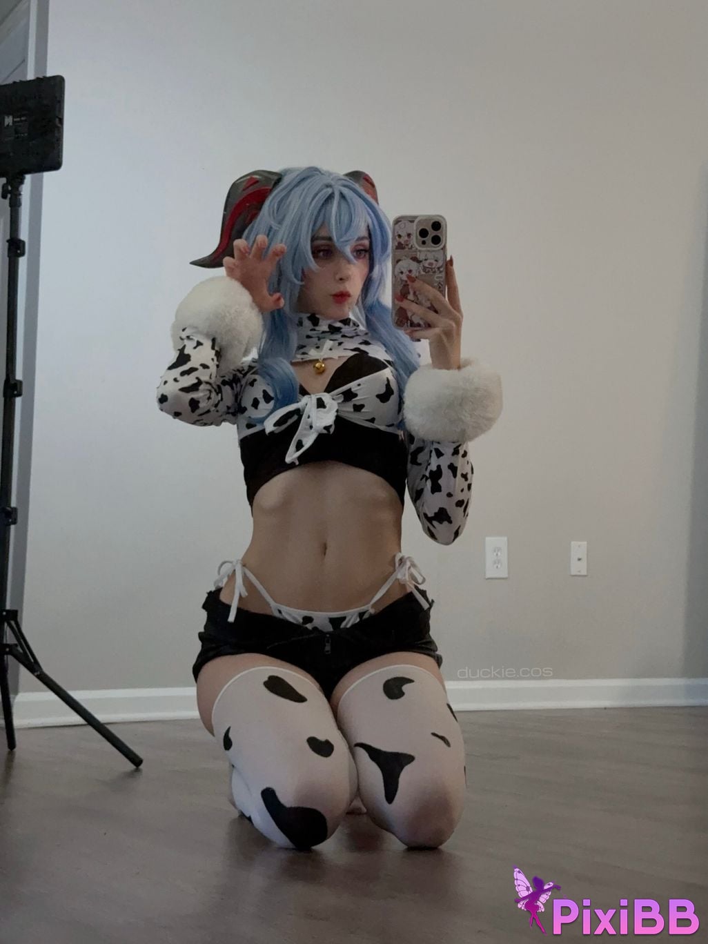 Duckie Cos Ganyu Cow PixiBB.COM 3