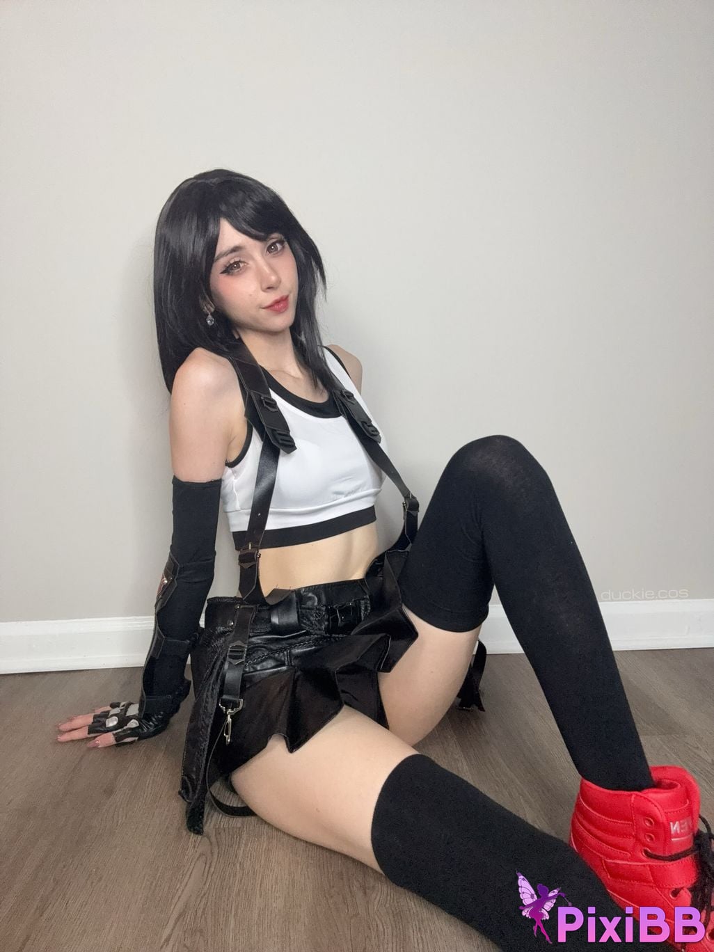 Duckie Cos Tifa PixiBB.COM 2