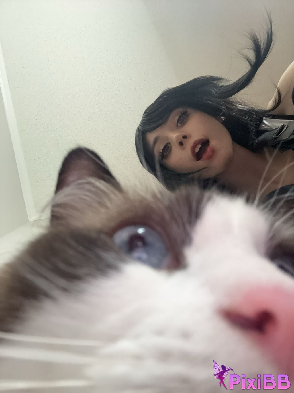 Duckie Cos Tifa PixiBB.COM 6